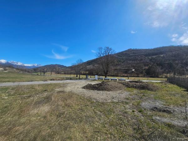 Maison plain pied Neuve à seulement 5 mm du centre ville et de ses commodités, GAP (05)