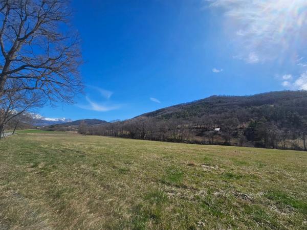 Maison plain pied Neuve à seulement 5 mm du centre ville et de ses commodités, GAP (05)