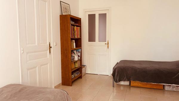 En plein coeur D'Ales appartement de 110M2 avec comble aménageables de 150M2