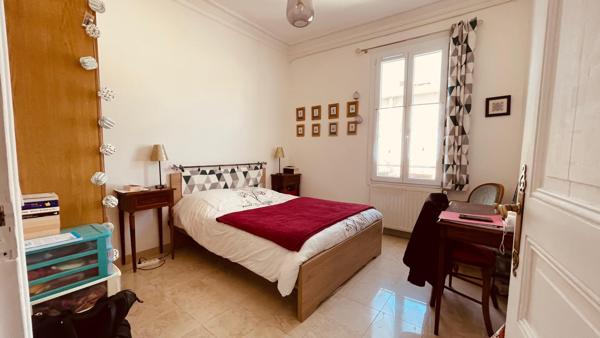 En plein coeur D'Ales appartement de 110M2 avec comble aménageables de 150M2