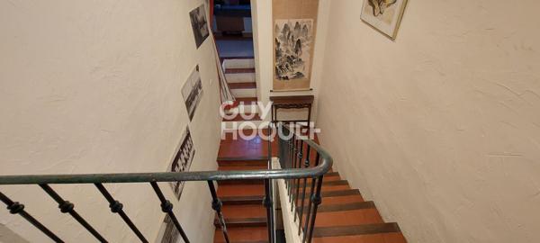 Rare et authentique - Mas de 214 m² - 5 chambres - Piscine - Terrain 1.7 ha