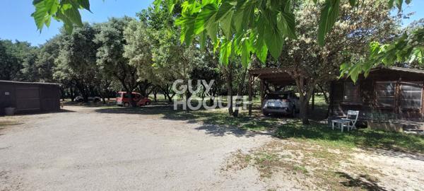 Rare et authentique - Mas de 214 m² - 5 chambres - Piscine - Terrain 1.7 ha