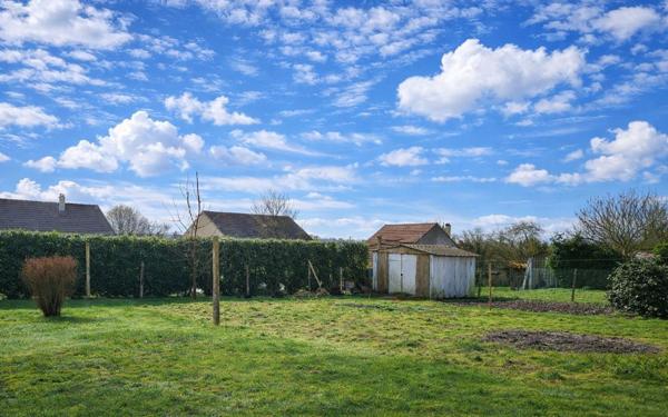 Maison à vendre    4 pièces •  Neuilly-Saint-Front