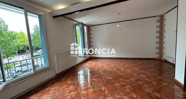 Location Appartement 4 pièces 74.21 m² - Grenoble 38000