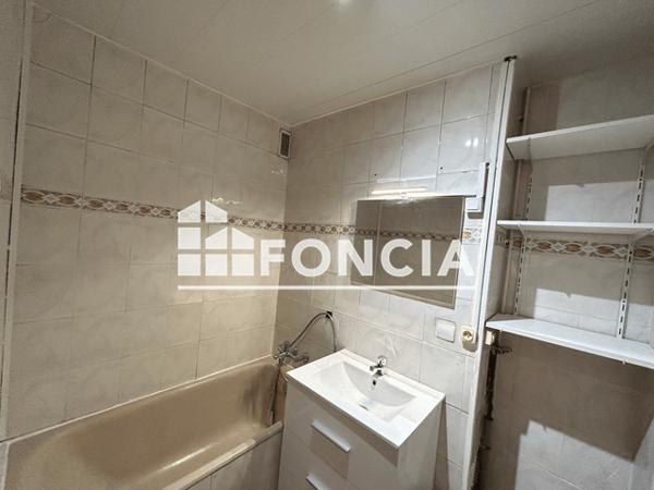 Location Appartement 4 pièces 74.21 m² - 48 BOULEVARD MARECHAL FOCH Grenoble 38000
