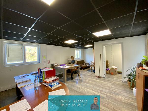 Terrain avec hangar proche Saintes 275 m2