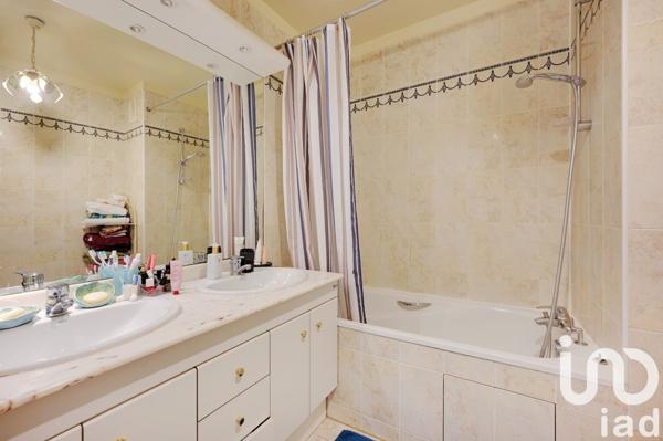 Appartement 5 pièces de 109 m² à Saint-Cloud (92210)