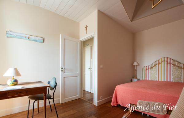 Les Portes en Ré, Centre bourg, adorable maison de village