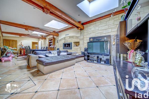 Maison traditionnelle 8 pièces de 251 m² à Hayange (57700)