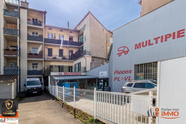Hyper Centre TARARE Immeuble 5 logements + local d'activité