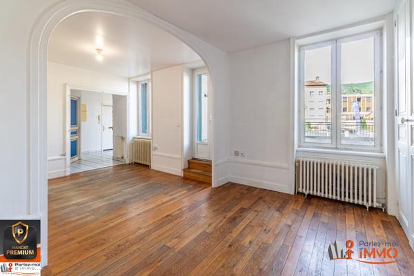 Hyper Centre TARARE Immeuble 5 logements + local d'activité