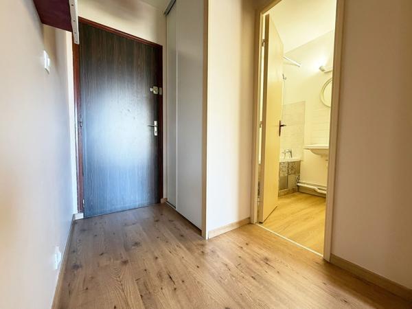 TYPE 1 situé à 200 mètres de la Place Luton
