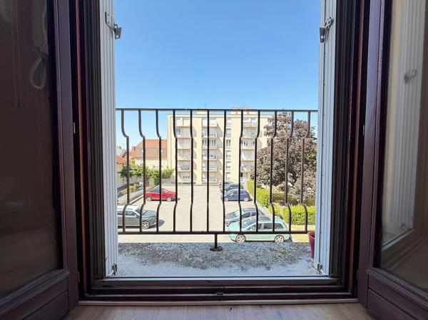 TYPE 1 situé à 200 mètres de la Place Luton