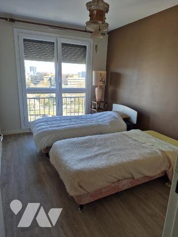 CENTRE VILLE DE NANTES PROCHA TRAMWAY ET LOIRE 