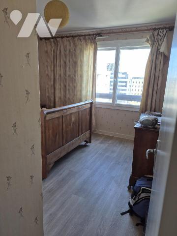 CENTRE VILLE DE NANTES PROCHA TRAMWAY ET LOIRE 