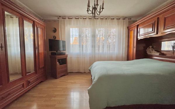 Maison à vendre    4 pièces • 130 m2 Roissy-en-Brie