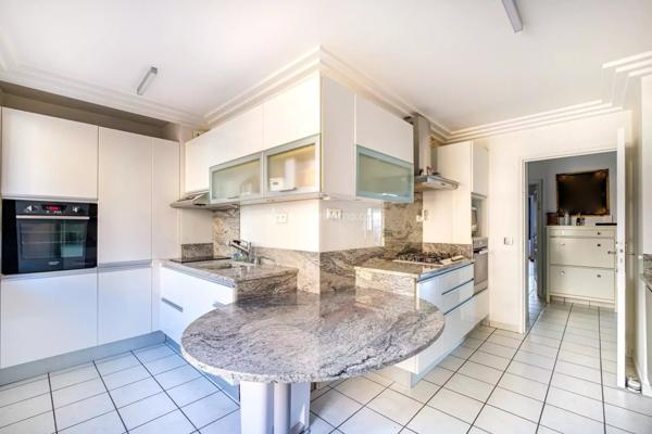 Vente Appartement 6 pièces 135 m2 à Villeurbanne