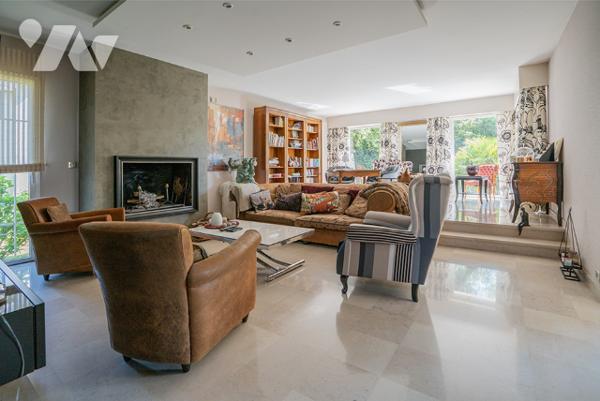 NOUVEAUTE - CENTRE ST GREGOIRE - MAISON D'ARCHITECTE