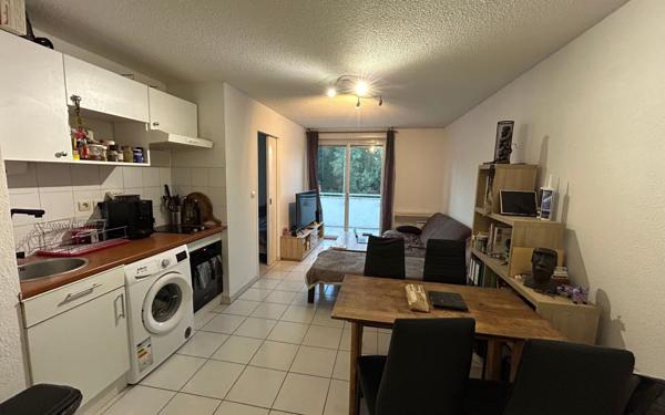 Appartement à louer    2 pièces • 34,69 m2 Fonbeauzard