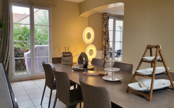 Maison à vendre    5 pièces •  Mennecy