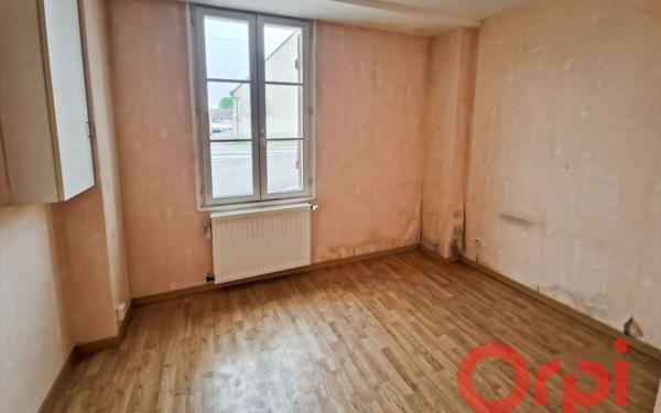 Maison à vendre    4 pièces •  Ourouer-les-Bourdelins