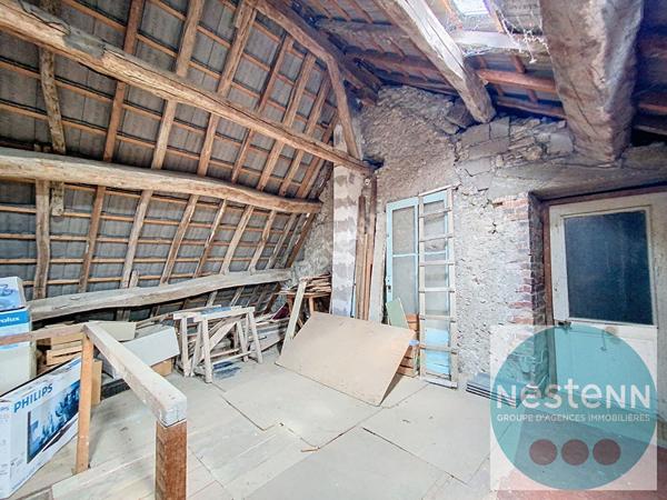 Maison de plain-pied à rénover - Beau potentiel au coeur de Saint-Gervais-la-Forêt