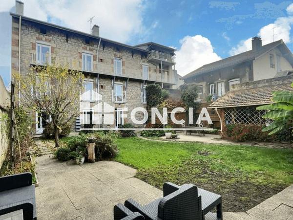 À vendre Maison 7 pièces 250 m² - Firminy 42700