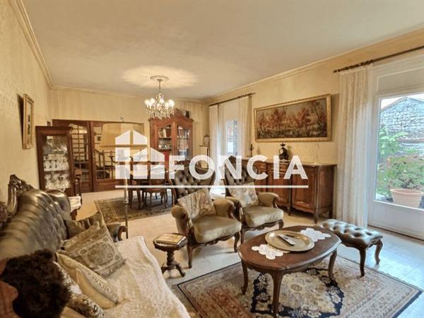 À vendre Maison 7 pièces 250 m² - Firminy 42700