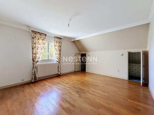 Maison Groslay 5 Chambres 10 pièce(s) 240 m2