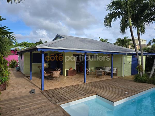 Vente Maison92 m² - 4 Pièces - SAINTE ANNE (97180)