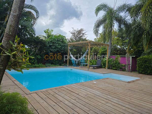 Vente Maison92 m² - 4 Pièces - SAINTE ANNE (97180)