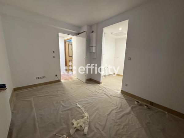 Appartement
         1 pièce
        - 16 m² 90 000 € *