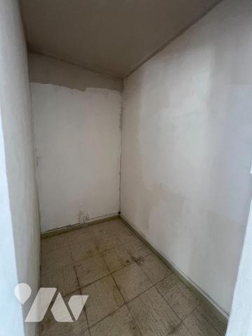 À Vendre à Vannes Quartier Ménimur - Appartement T4 à rénover