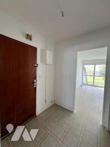 À Vendre à Vannes Quartier Ménimur - Appartement T4 à rénover