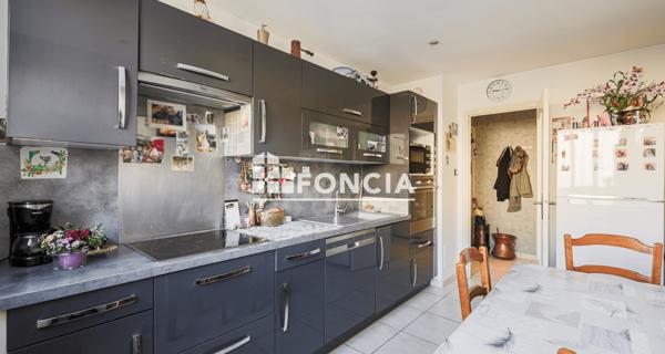 À vendre Appartement 2 pièces 50 m² - Le Pont-de-claix 38800
