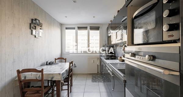 À vendre Appartement 2 pièces 50 m² - Le Pont-de-claix 38800