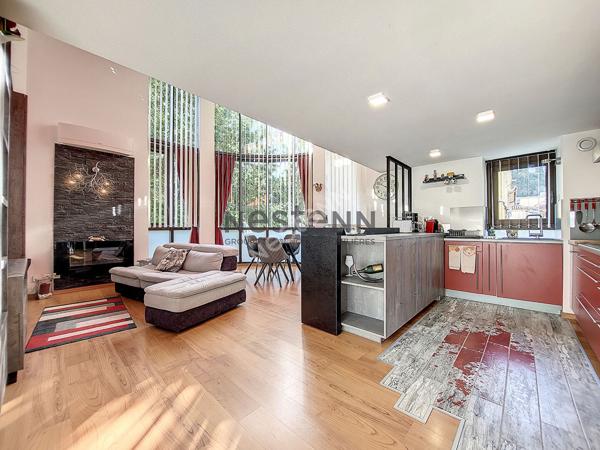 Appartement en duplex de 91m² en plein coeur de ville de Orange - belles prestations