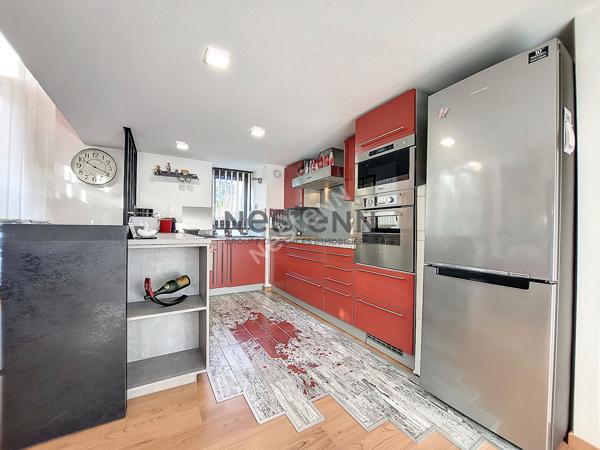 Appartement en duplex de 91m² en plein coeur de ville de Orange - belles prestations