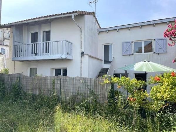Maison de village
