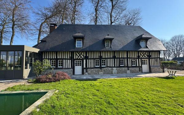 Maison à vendre    7 pièces •  Turretot