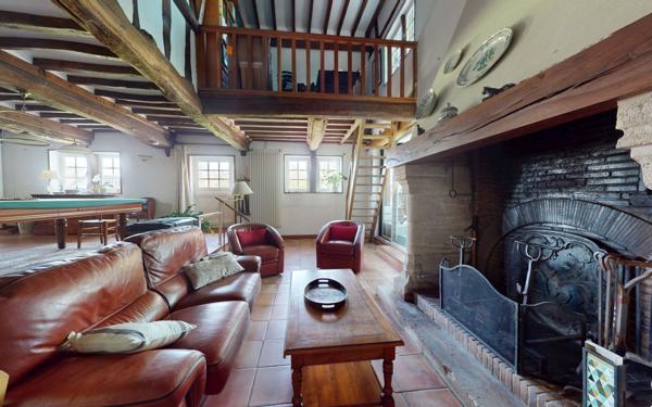 Maison à vendre    7 pièces •  Turretot