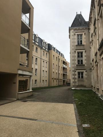 Type III  avec parking - Secteur Cathédrale / baptistère Saint Jean