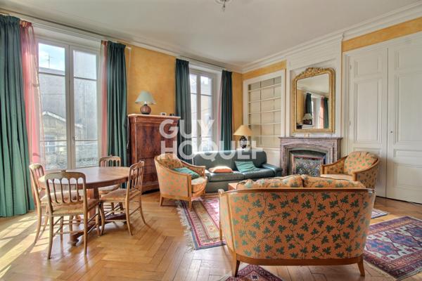 APPARTEMENT À LOUER DE 4 PIÈCES DE 117,27 M²