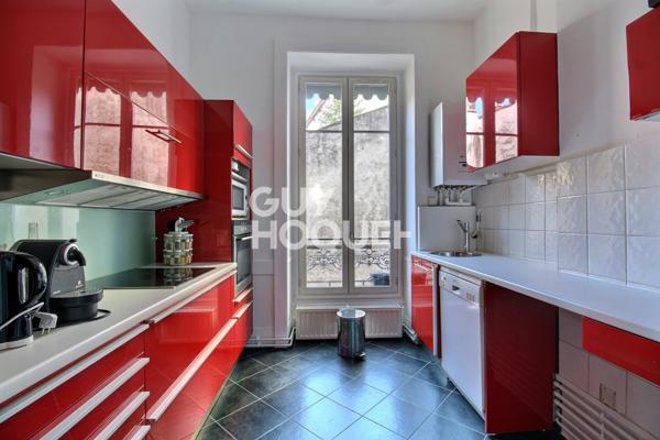 APPARTEMENT À LOUER DE 4 PIÈCES DE 117,27 M²