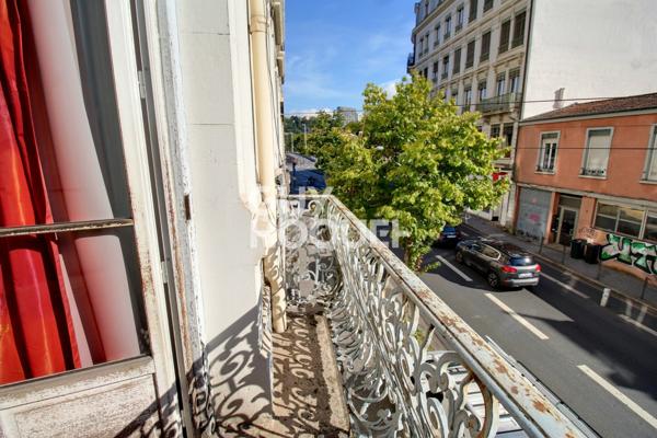 APPARTEMENT À LOUER DE 4 PIÈCES DE 117,27 M²