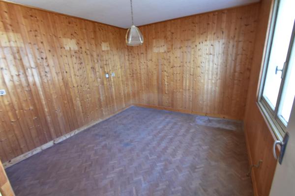 Située sur la commune de Feillens à proximité des commodités, maison individuelle à rénover possibilité de créer plusieurs logements