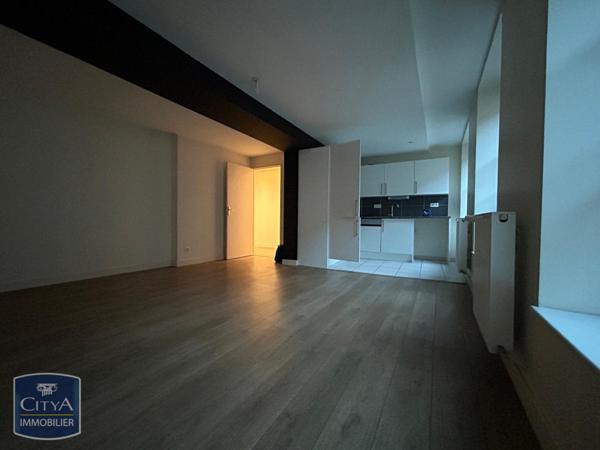 Appartement à louer 2 pièces 47.75m² Sedan (08200)