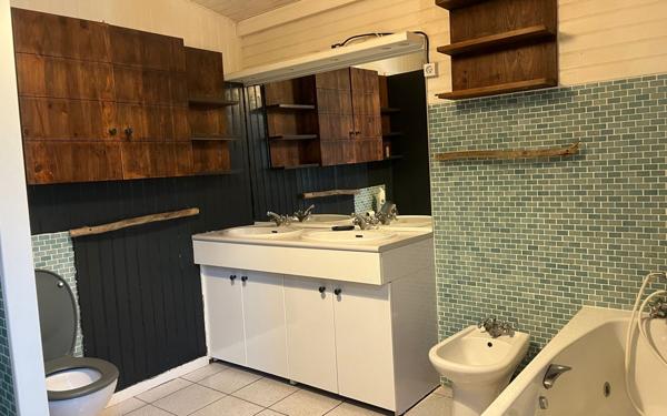 Maison à vendre    5 pièces • 166,25 m2 Biscarrosse