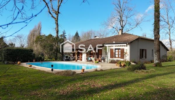 Maison, plain-pied, Quatre chambres avec piscine