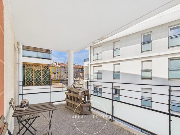 MARSEILLE - SAINT LOUIS - APPARTEMENT T3 – DEUX BALCONS – PARKING EN SOUS SOL